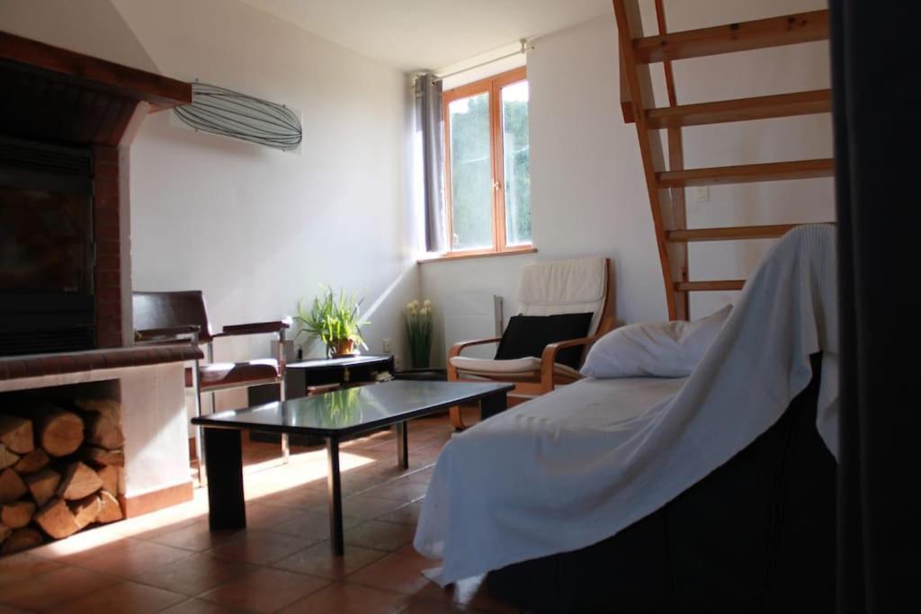Gite Dans Un Hameau De Charme Castelnau-Durban Zewnętrze zdjęcie